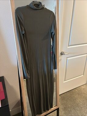 Joah Brown Mock Neck Midi Dress in Mineral M/L